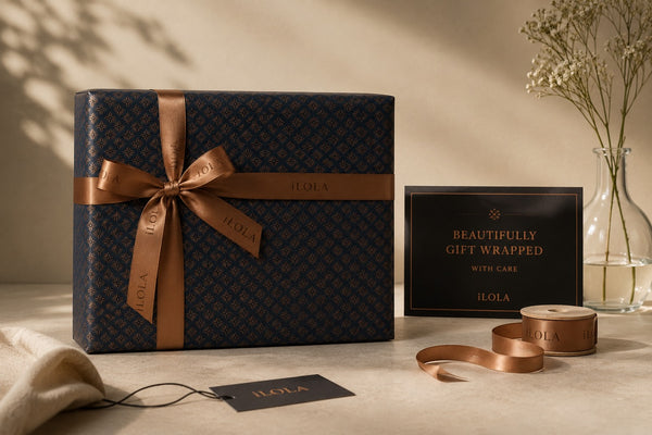 Signature Gift Presentation + Handwritten Card